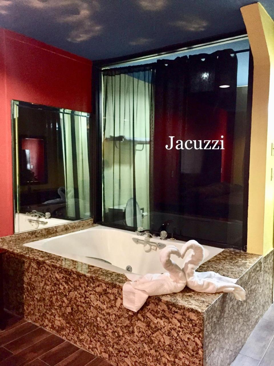 Luxury Inn Channelview Zewnętrze zdjęcie